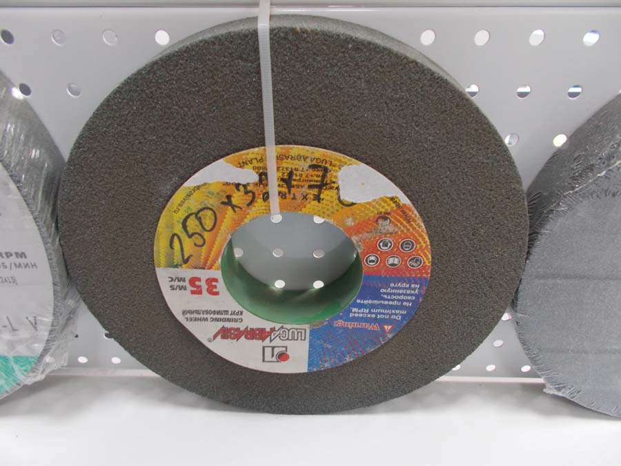 082313b0-29ed-11e3-b0c1-000c2938a295